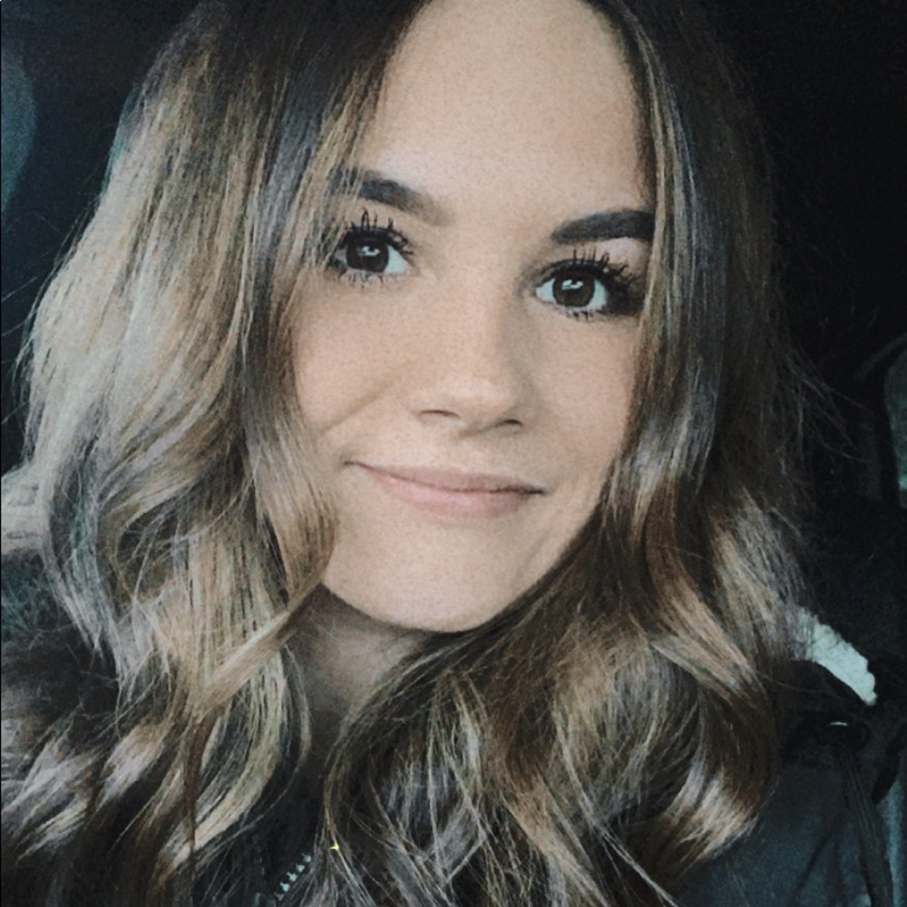 Meet your Posher, Kassie